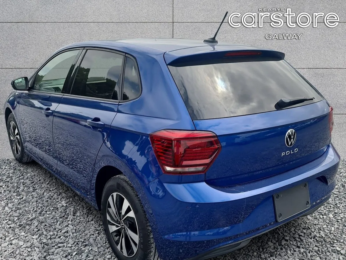 Volkswagen Polo Hatchback, Petrol, 2021, Blue