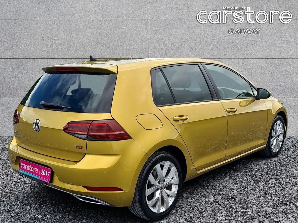 Volkswagen Golf Hatchback, Petrol, 2017, Yellow