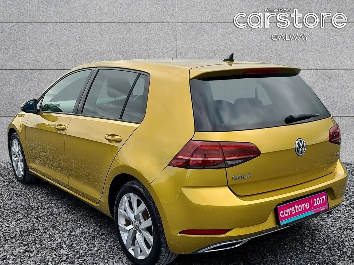 Volkswagen Golf Hatchback, Petrol, 2017, Yellow