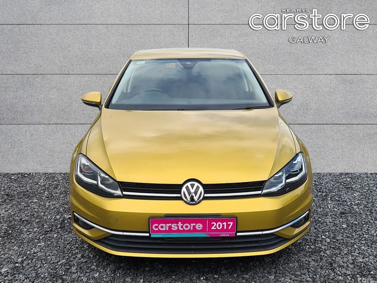 Volkswagen Golf Hatchback, Petrol, 2017, Yellow