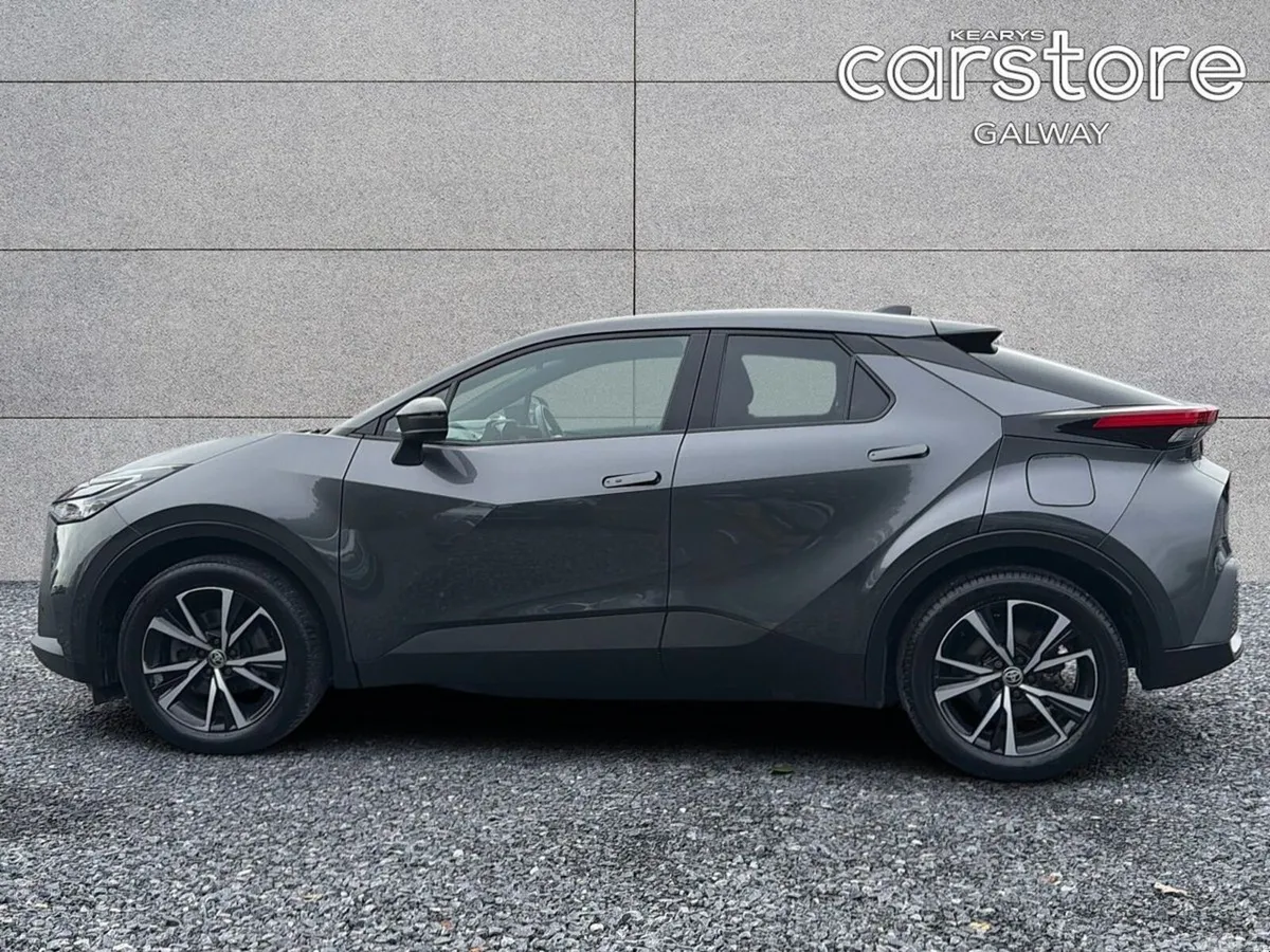 Toyota C-HR SUV, Petrol Hybrid, 2024, Grey