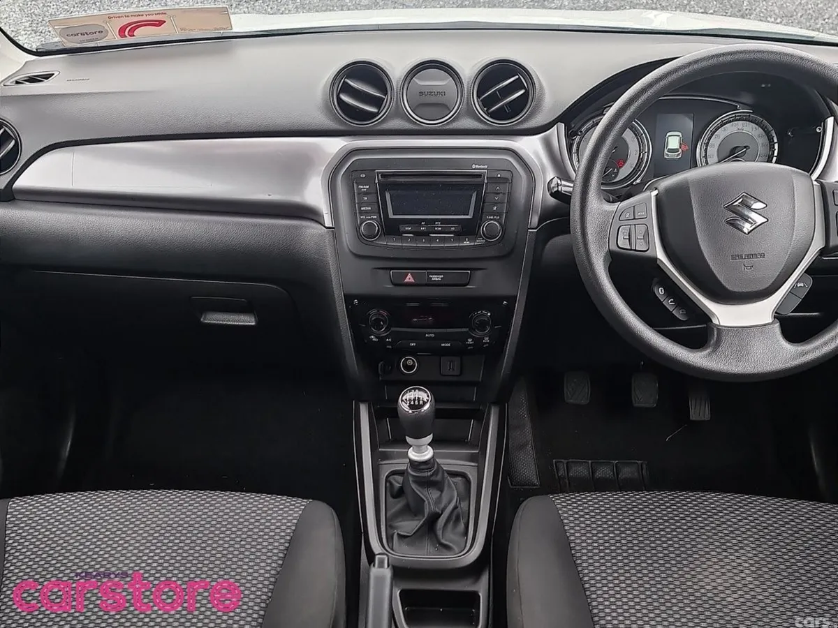 Suzuki Vitara SUV, Petrol Hybrid, 2023, White
