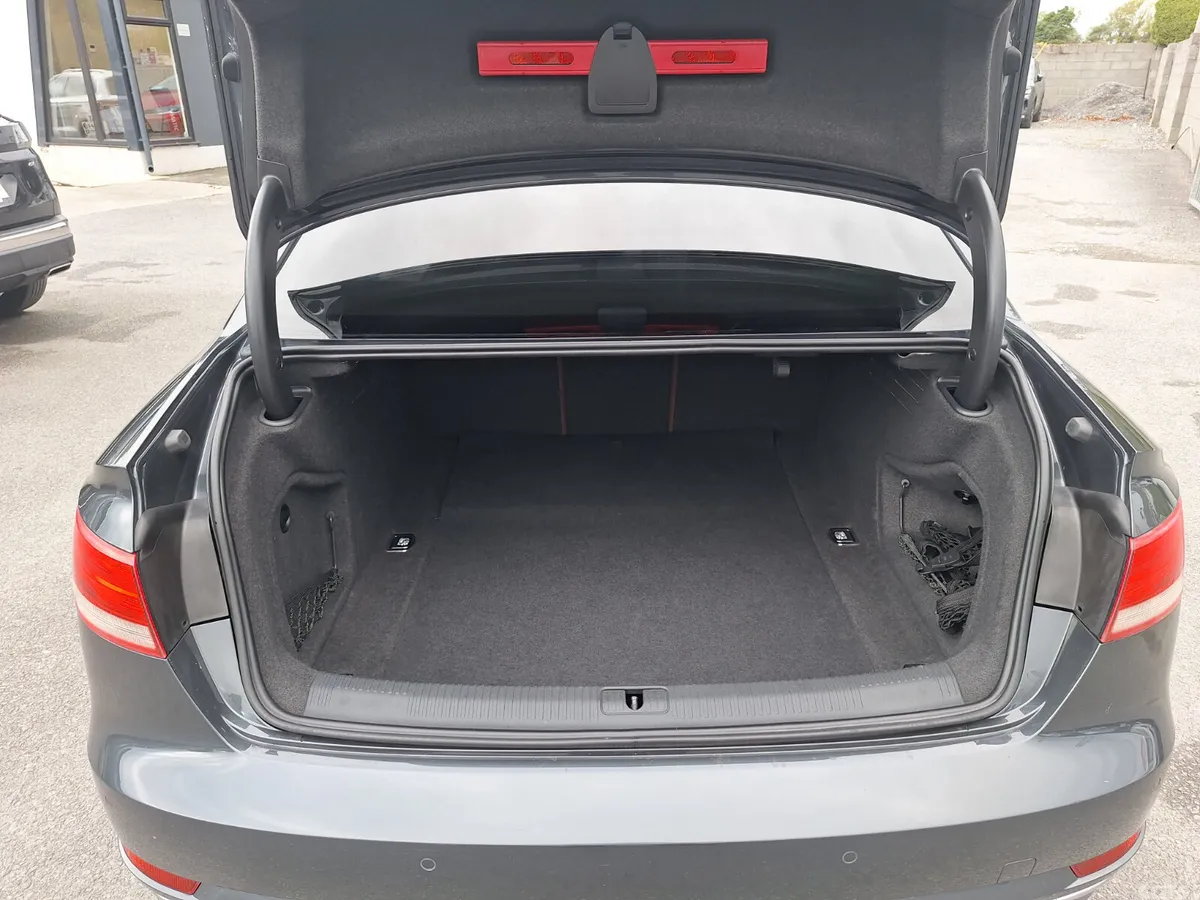 Audi A4 Saloon, Diesel, 2018, Grey