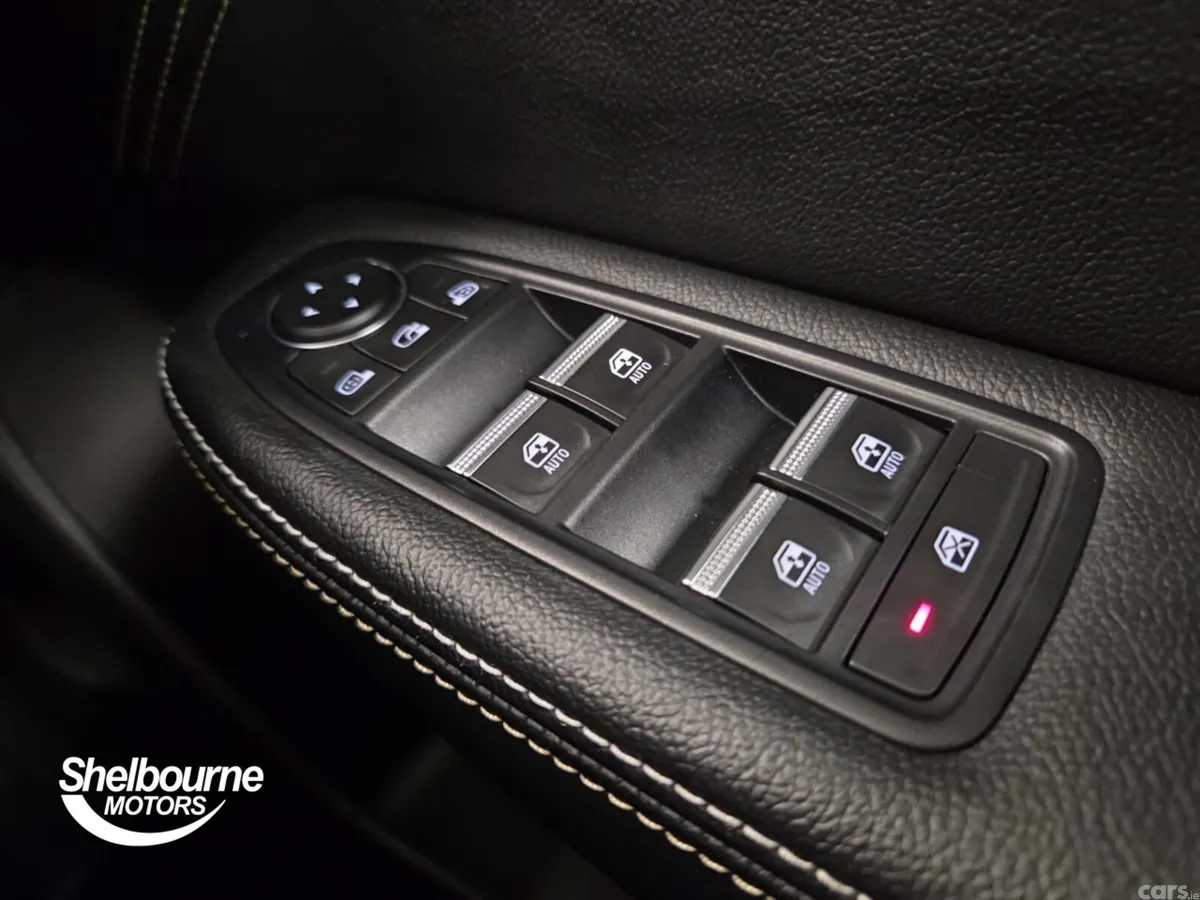 Renault Arkana Estate, Petrol Hybrid, 2023, Black