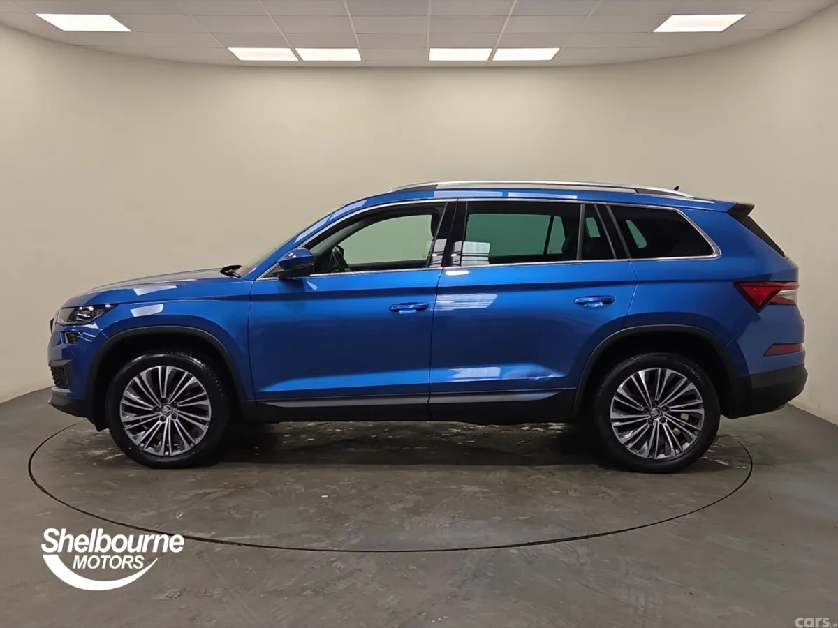 Skoda Kodiaq Estate, Petrol, 2023, Blue