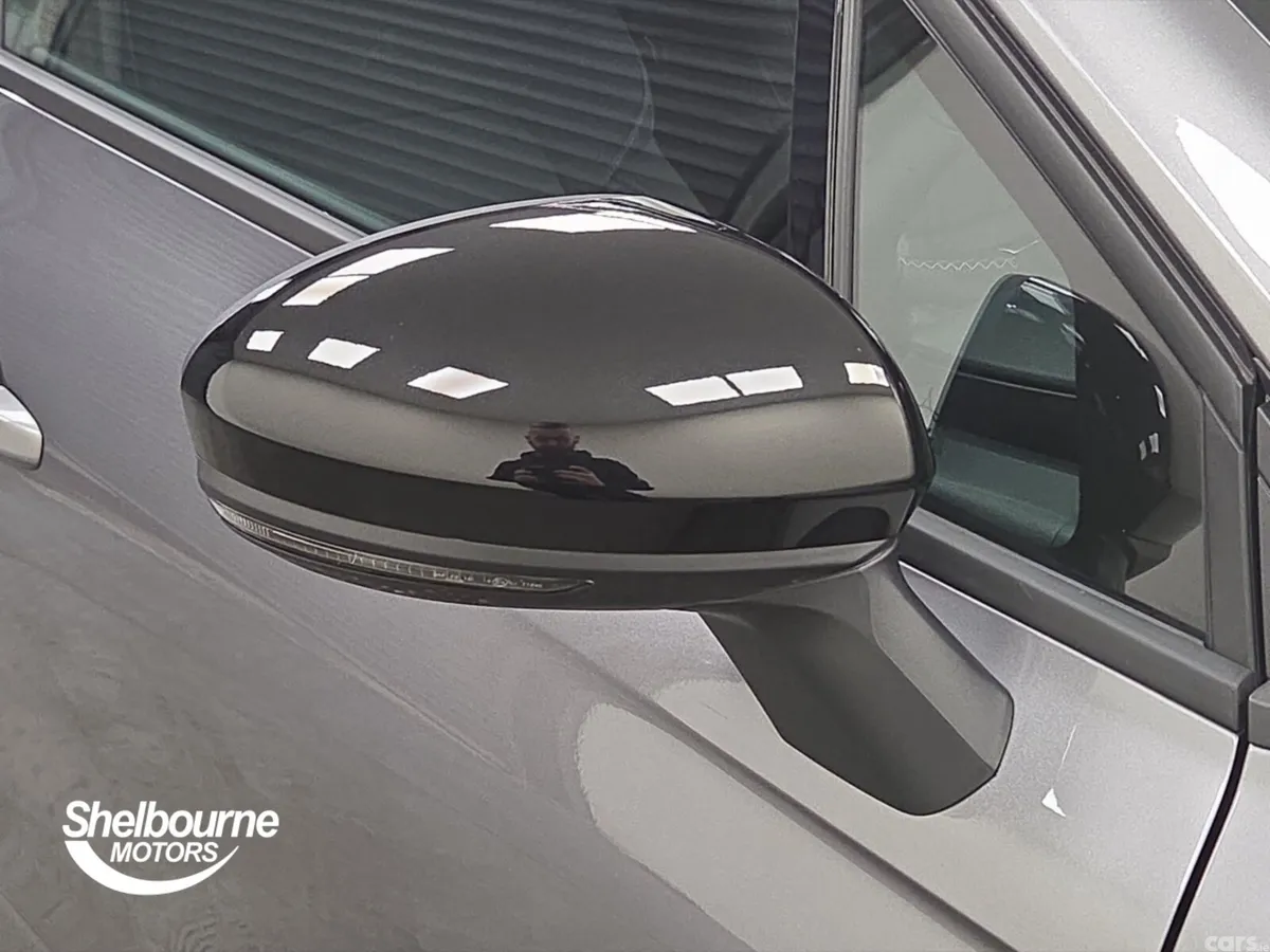 Renault Clio Hatchback, 2026, 