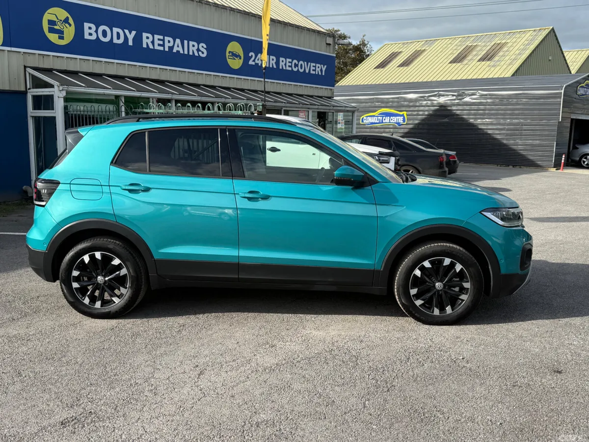 Volkswagen T-Cross Hatchback, Petrol, 2020, Green