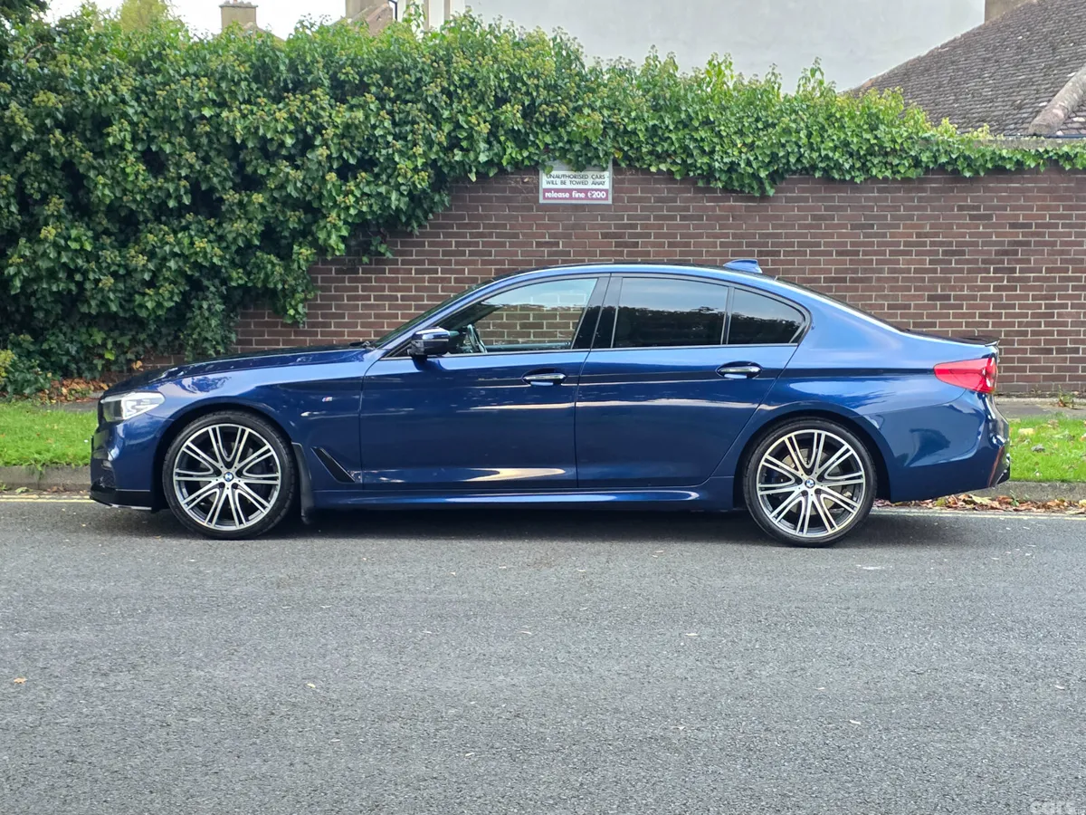 BMW 5-Series Saloon, Diesel, 2018, Blue