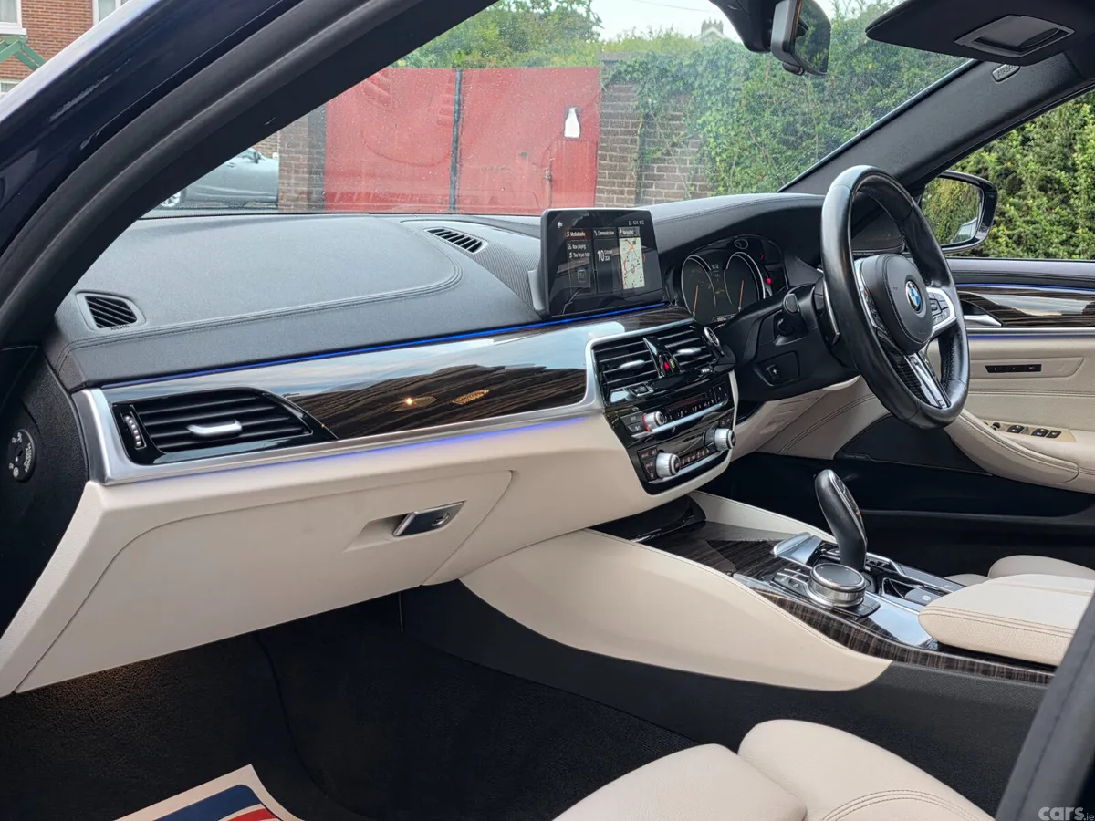 BMW 5-Series Saloon, Diesel, 2018, Blue