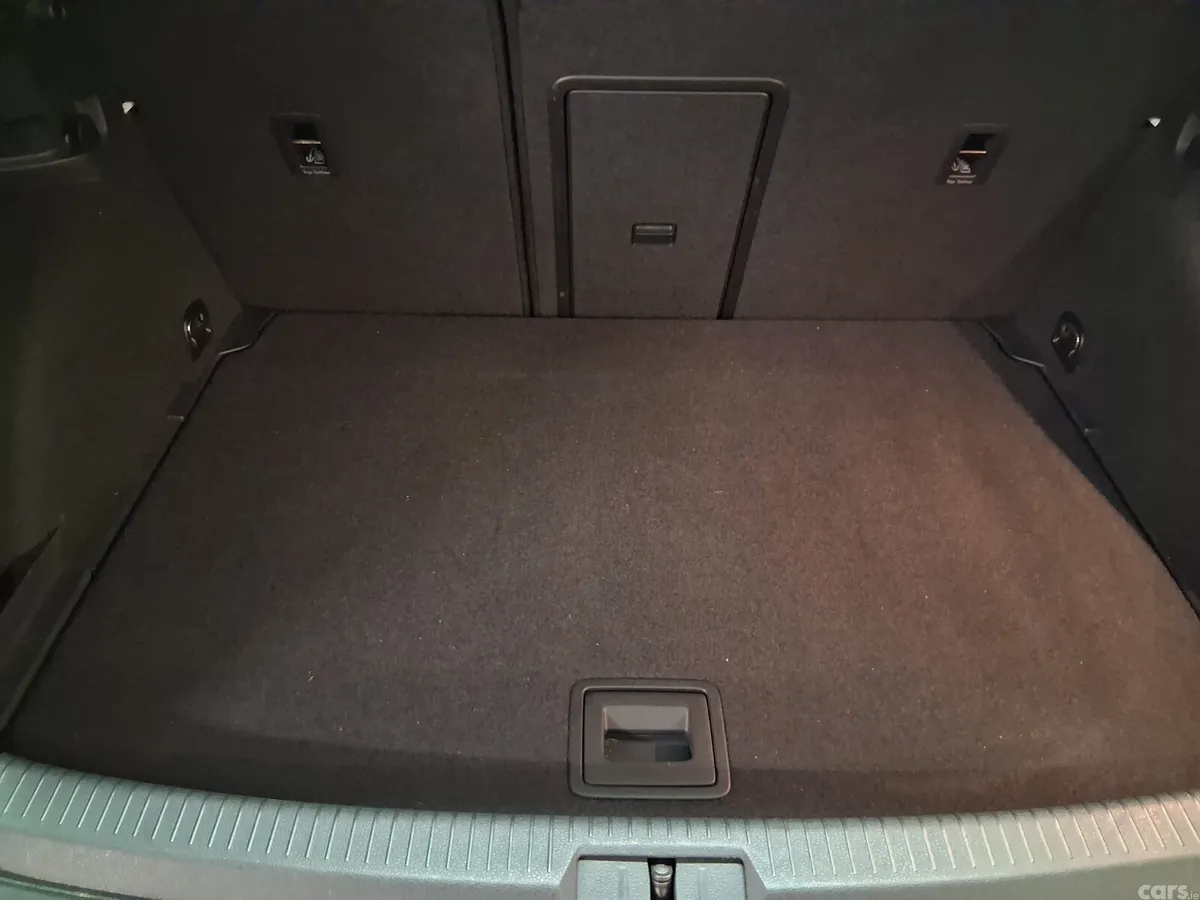 Volkswagen Golf Hatchback, Petrol, 2013, White