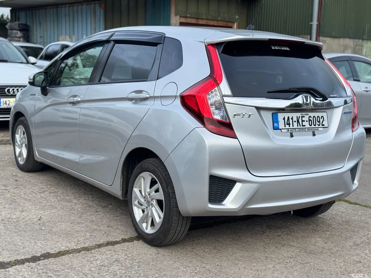 Honda Fit Hatchback, Petrol Hybrid, 2014, Silver