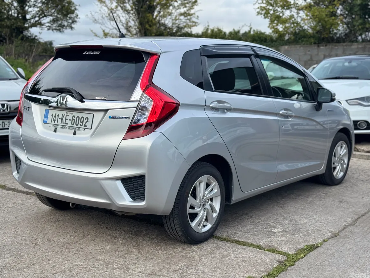 Honda Fit Hatchback, Petrol Hybrid, 2014, Silver