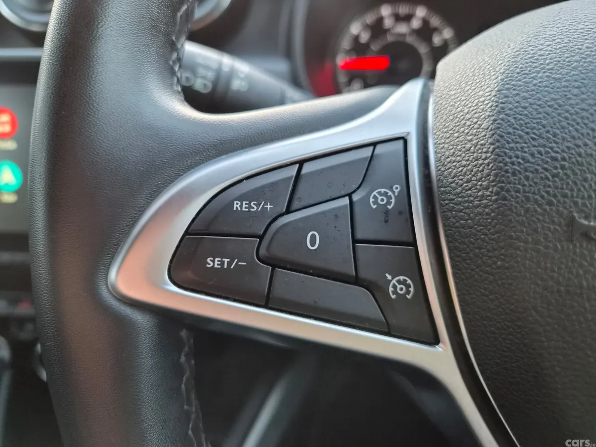 Dacia Duster SUV, Diesel, 2022, Grey