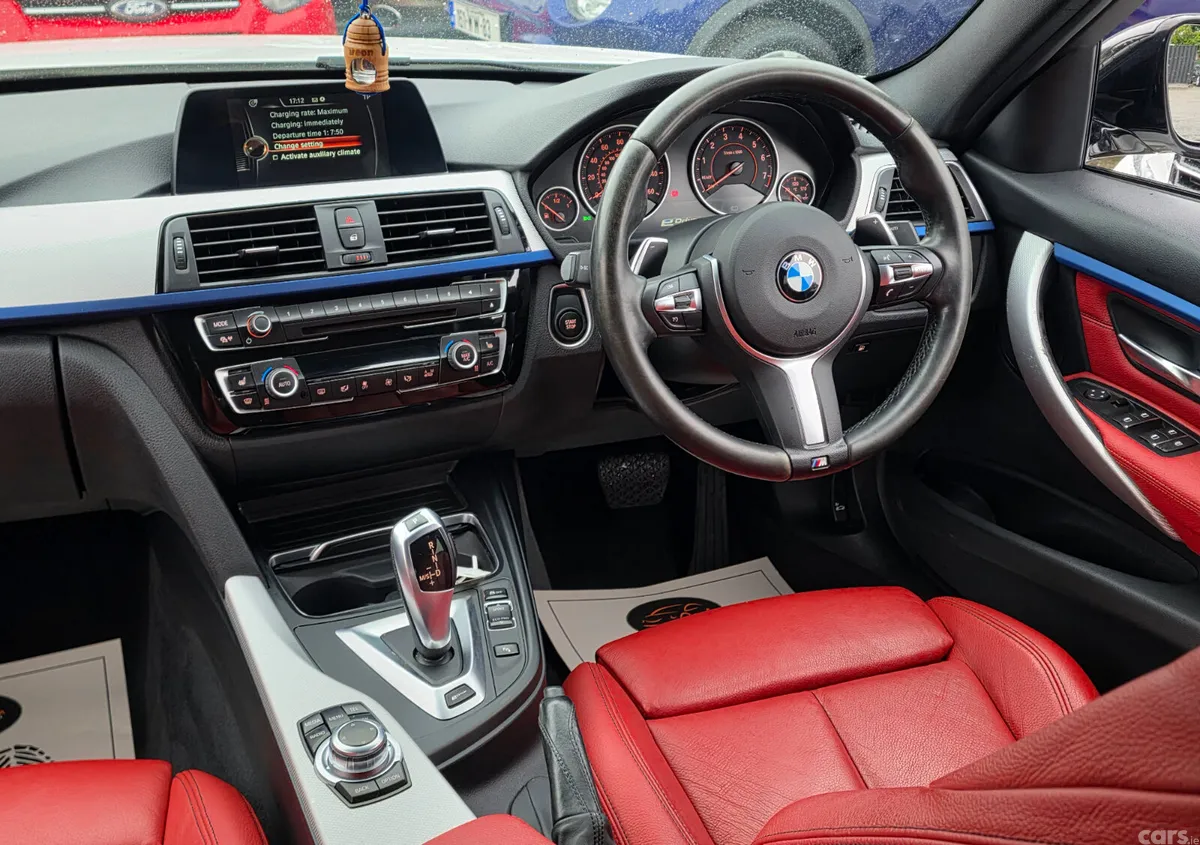 BMW 3-Series Saloon, Petrol Plug-in Hybrid, 2017, White