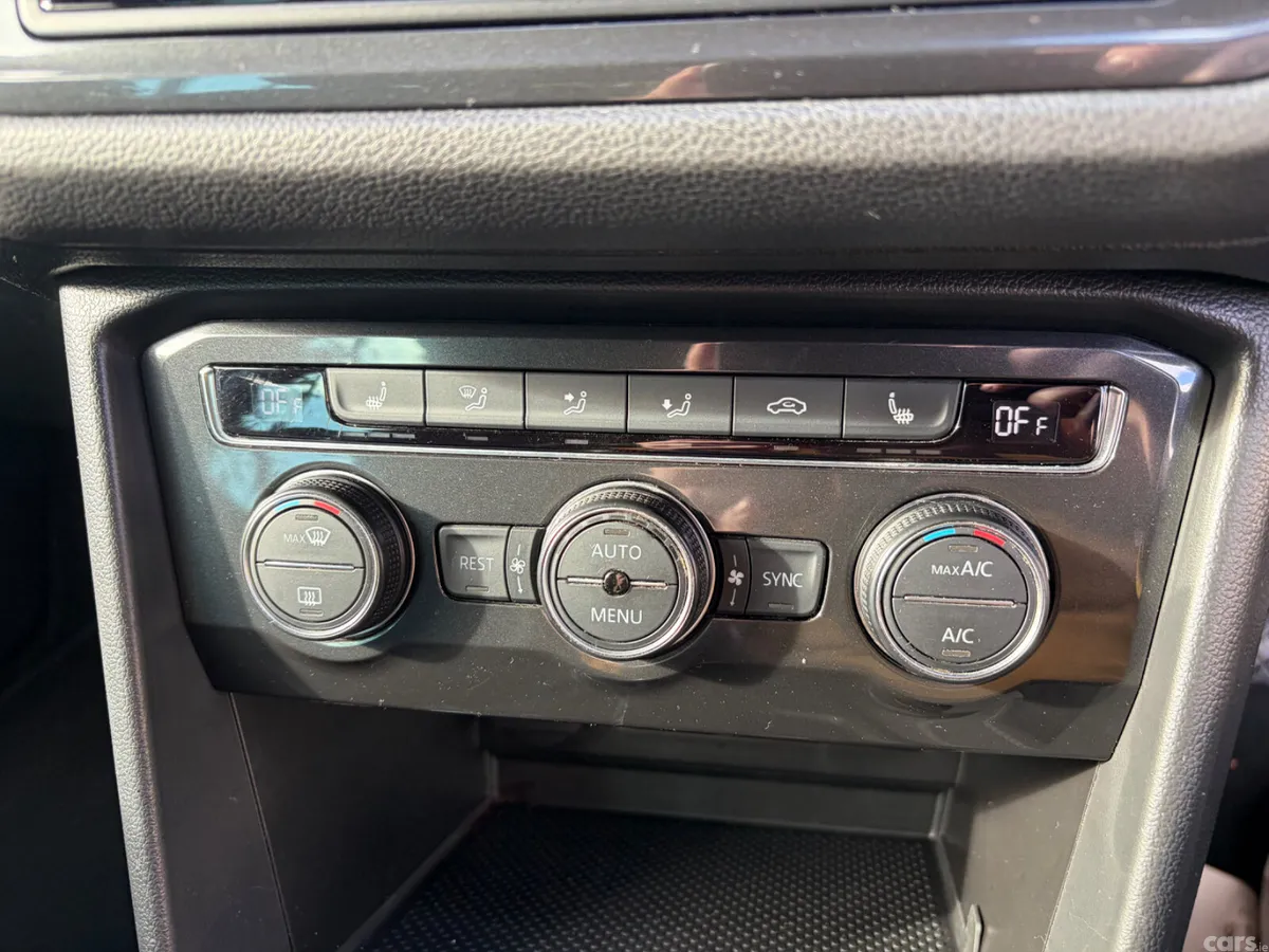 Volkswagen Tiguan SUV, Diesel, 2016, Blue