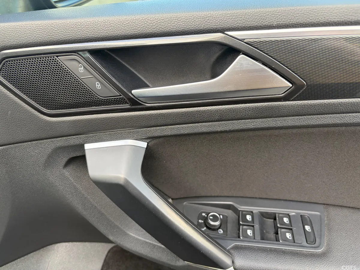 Volkswagen Tiguan SUV, Diesel, 2016, Blue
