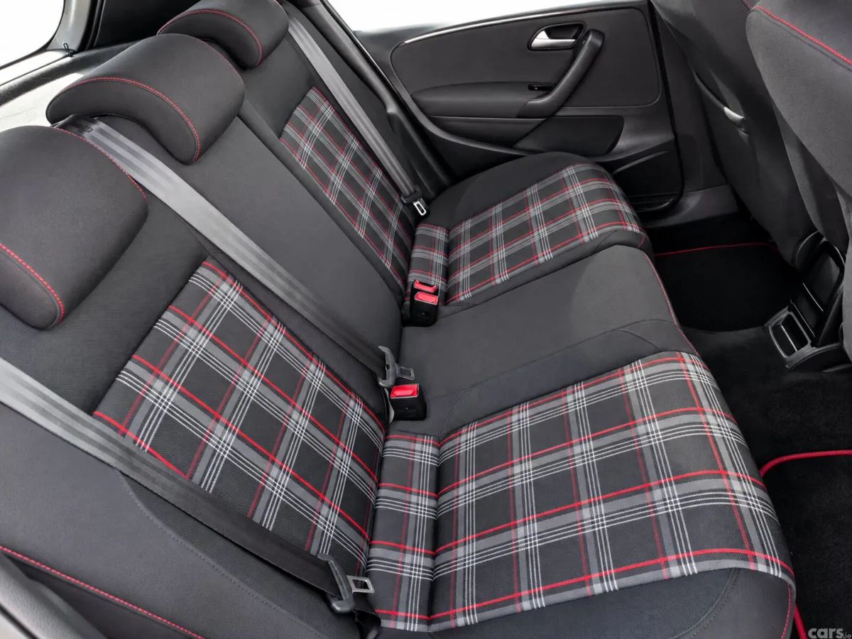 Volkswagen Polo Hatchback, Petrol, 2016, Silver