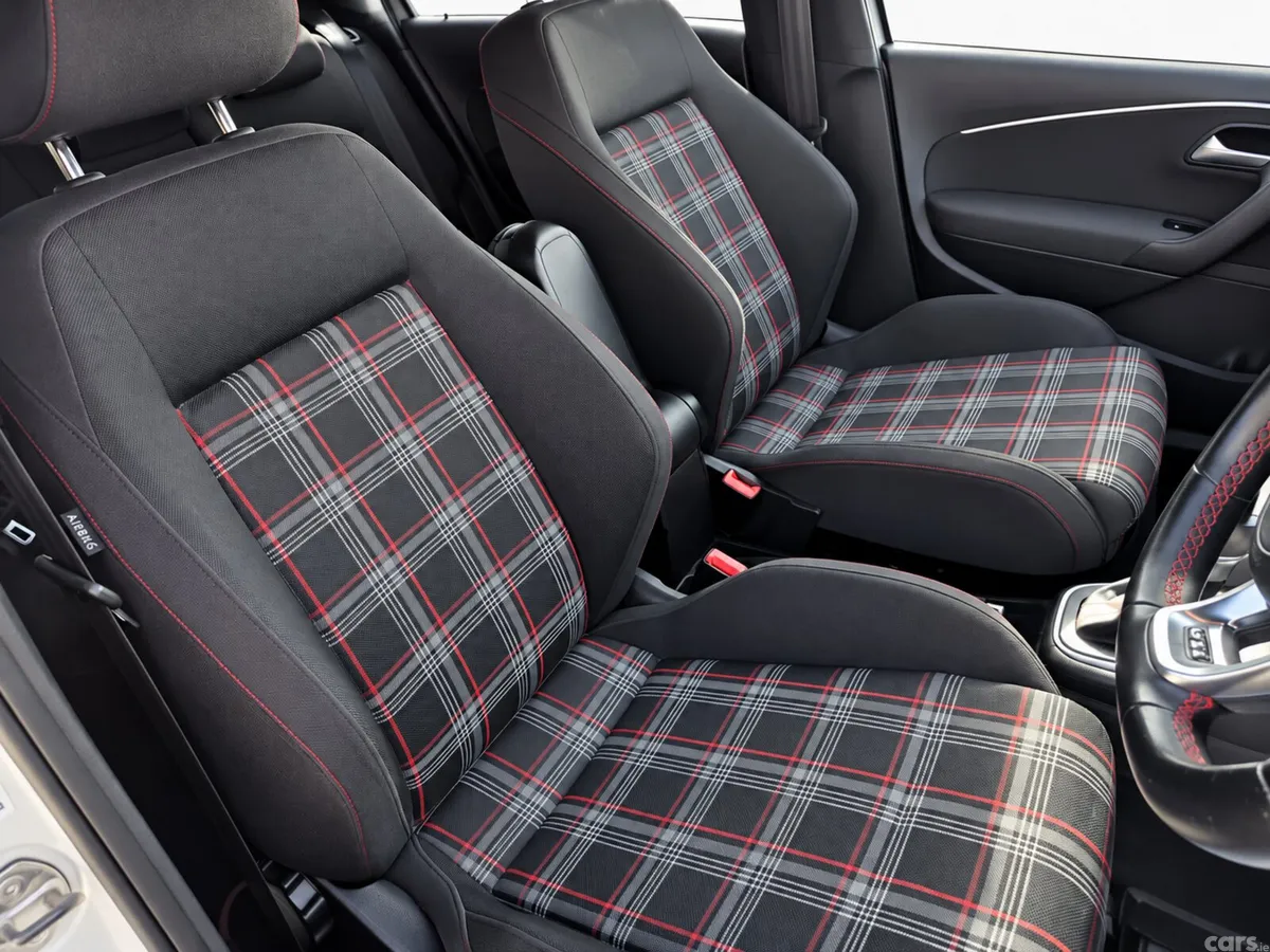 Volkswagen Polo Hatchback, Petrol, 2016, Silver