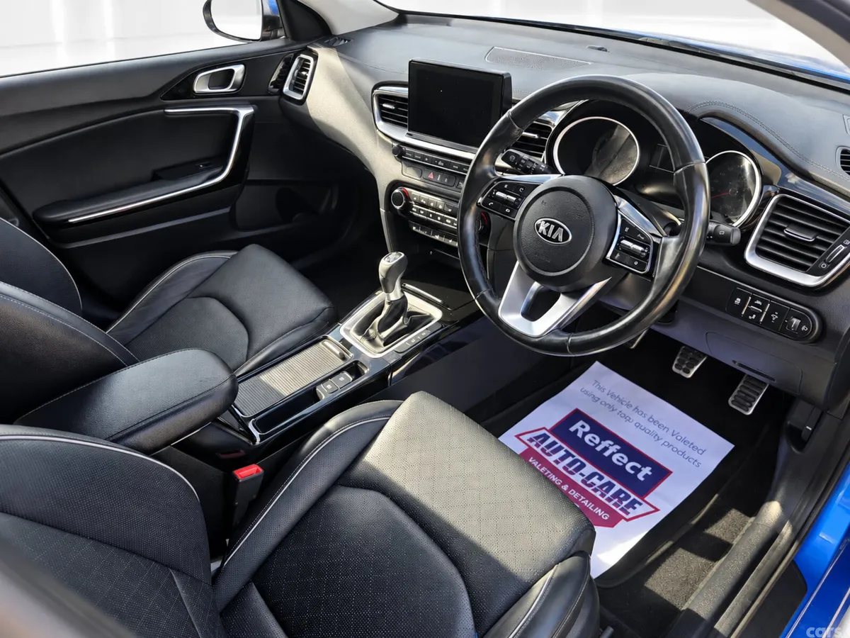 Kia Ceed Hatchback, Petrol, 2020, Blue
