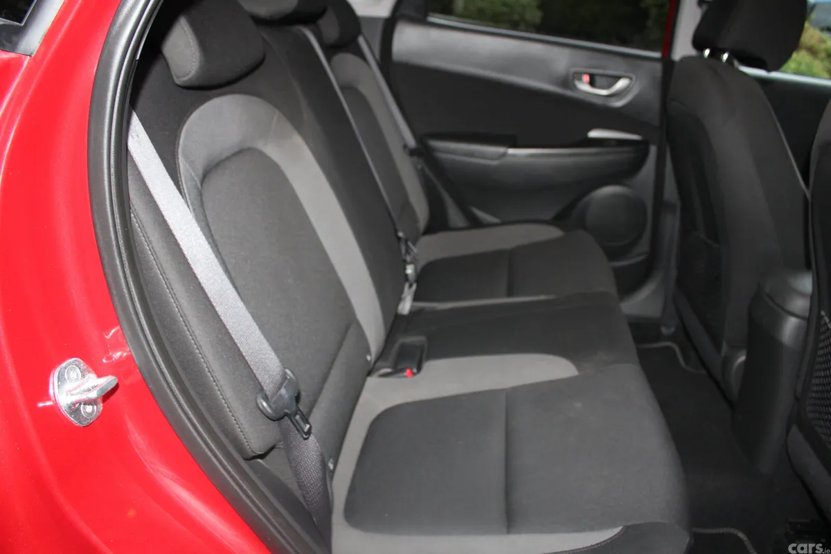 Hyundai KONA MPV, Petrol, 2019, Red