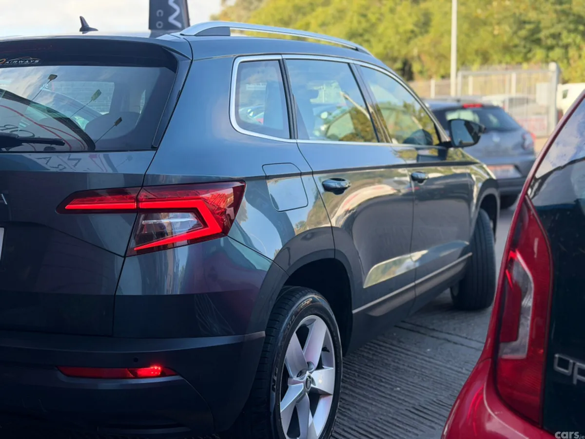 Skoda Karoq SUV, Petrol, 2020, Grey