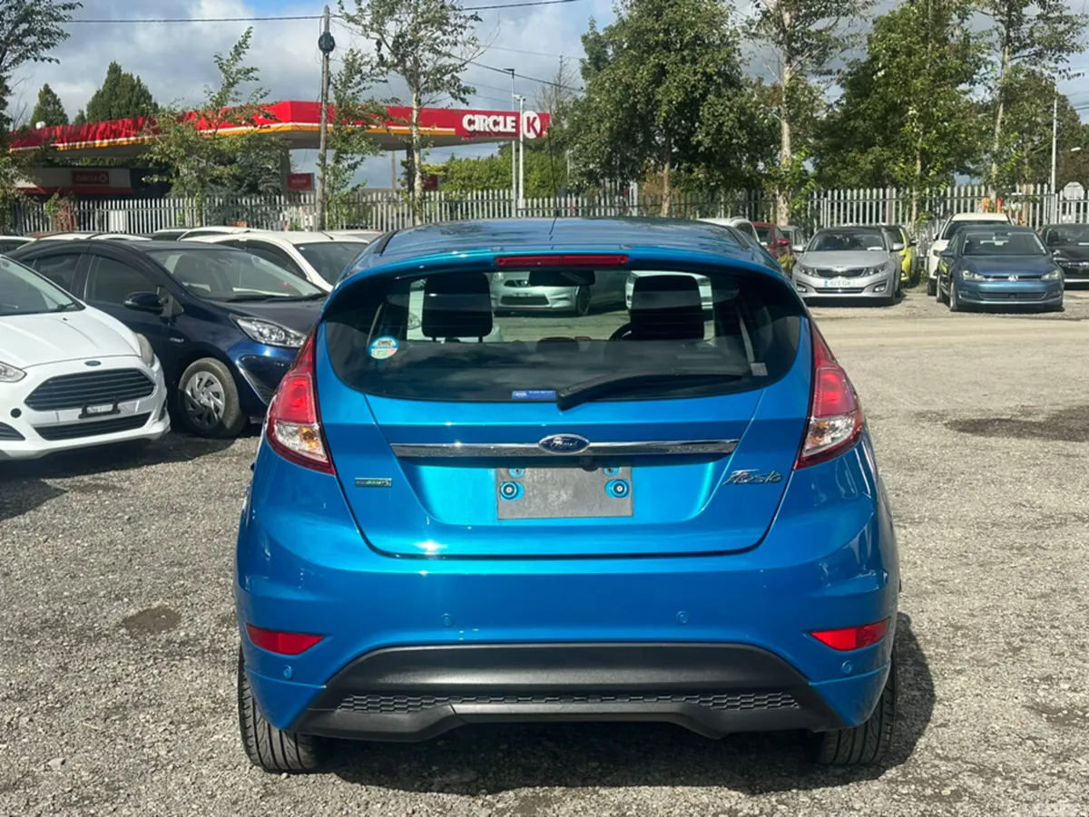 Ford Fiesta Hatchback, Petrol, 2015, Blue