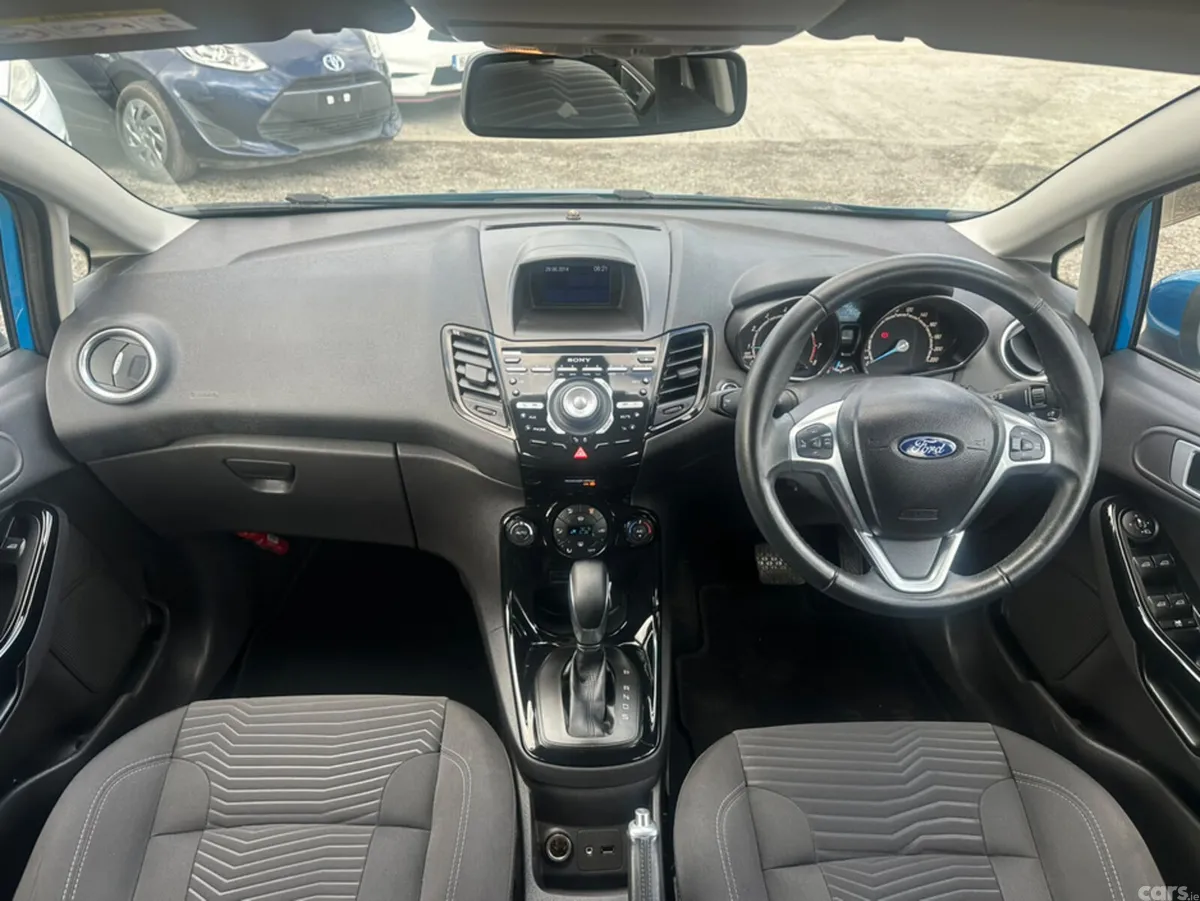 Ford Fiesta Hatchback, Petrol, 2015, Blue