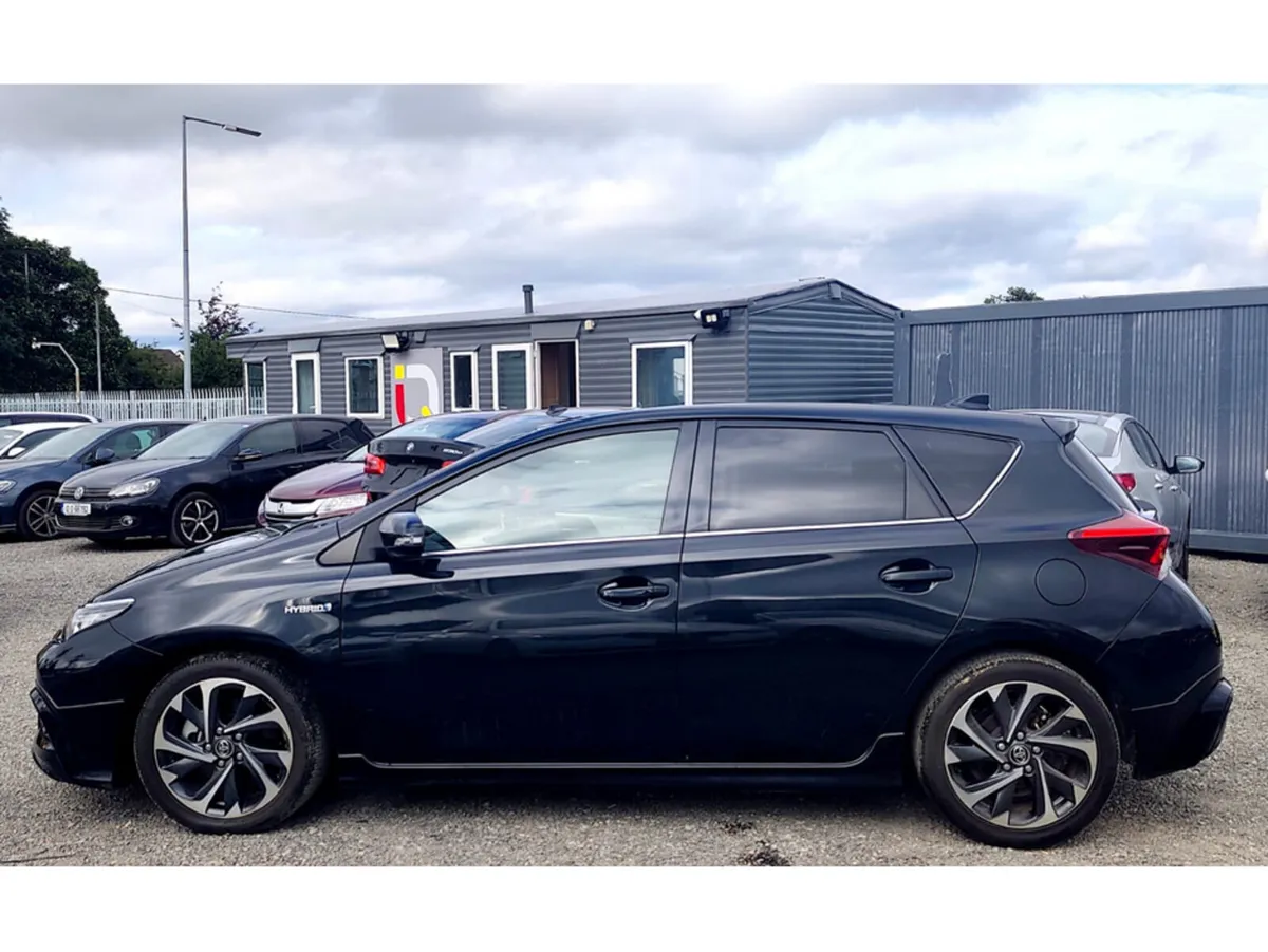 Toyota Auris Hatchback, Petrol Hybrid, 2017, Black