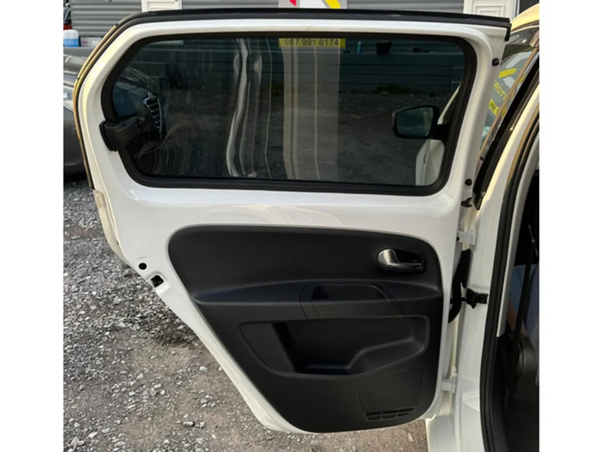 Volkswagen up! Hatchback, Petrol, 2016, White