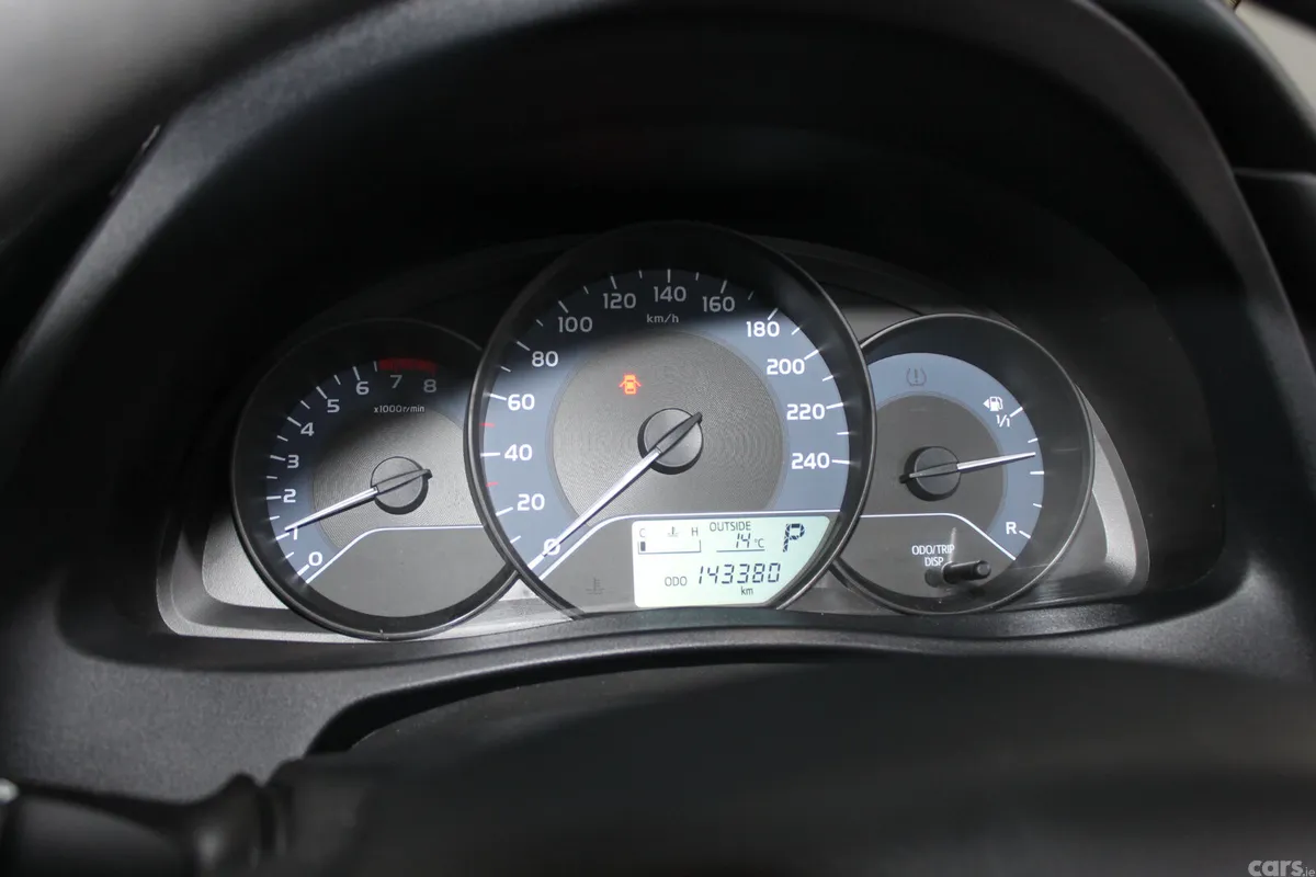 Toyota Corolla Saloon, Petrol, 2017, Grey