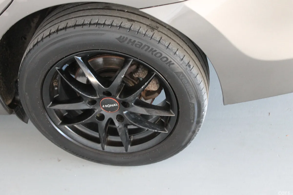 Toyota Corolla Saloon, Petrol, 2017, Grey