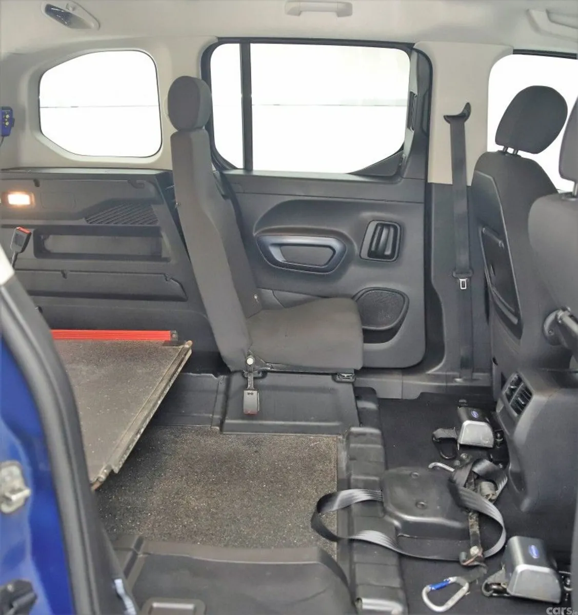 Peugeot Rifter MPV, Diesel, 2021, Blue