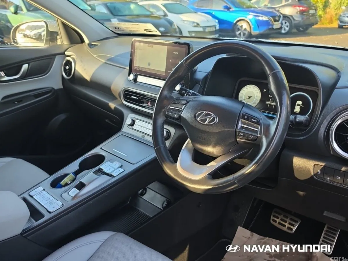 Hyundai KONA MPV, Electric, 2022, Grey