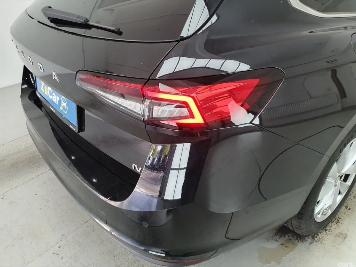 Skoda Superb Estate, Petrol Plug-in Hybrid, 2025, Black