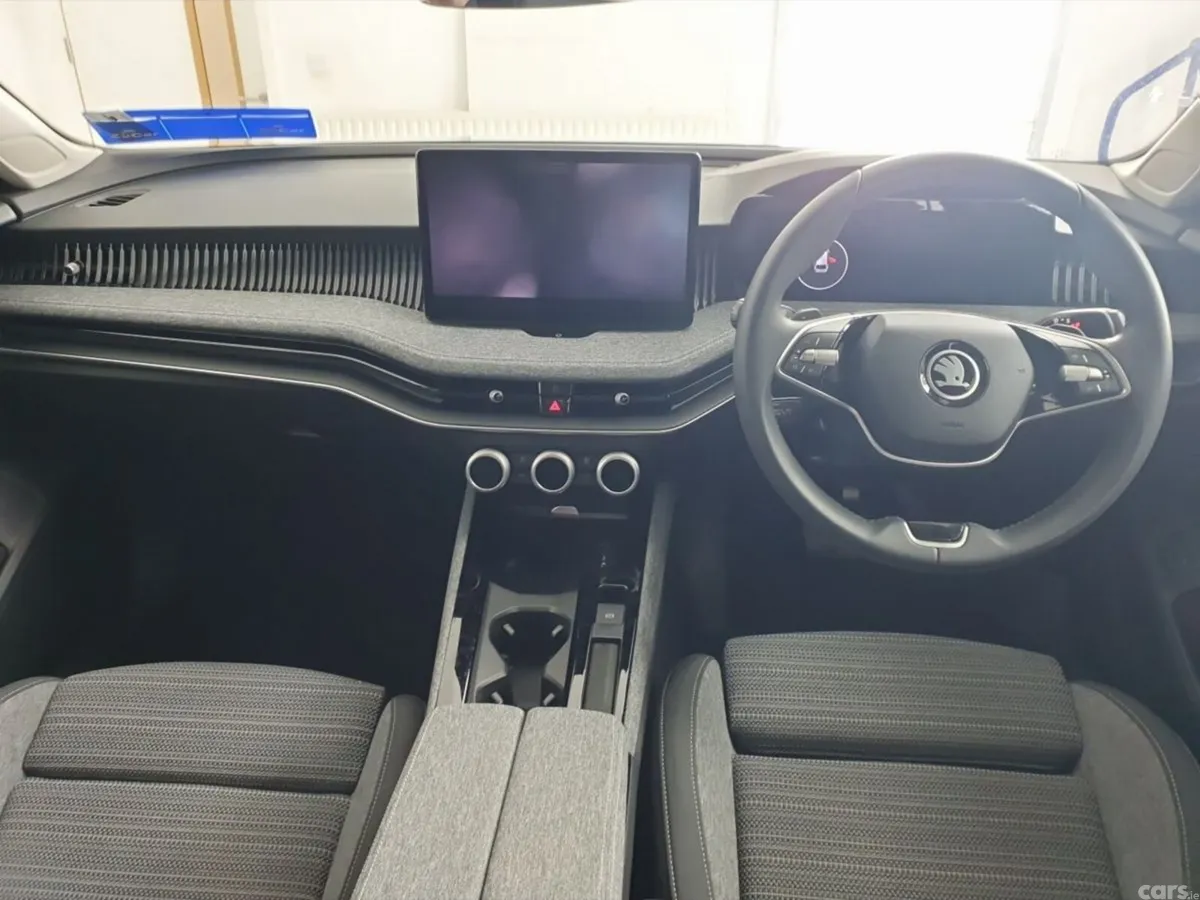 Skoda Superb Estate, Petrol Plug-in Hybrid, 2025, Black