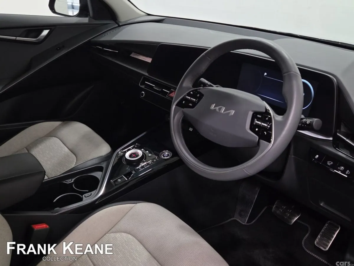 Kia Niro SUV, Electric, 2023, Grey