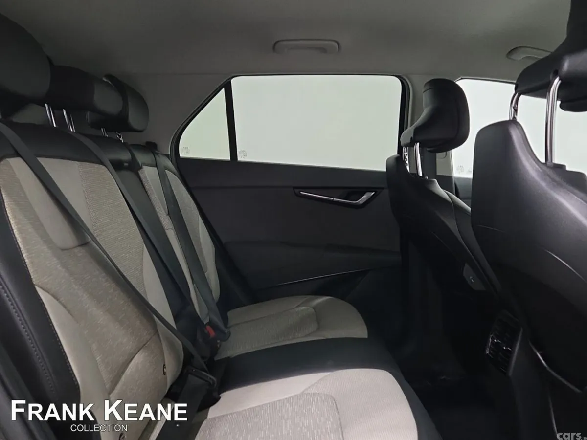 Kia Niro SUV, Electric, 2023, Grey