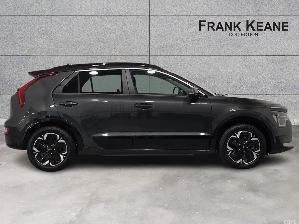 Kia Niro SUV, Electric, 2023, Grey
