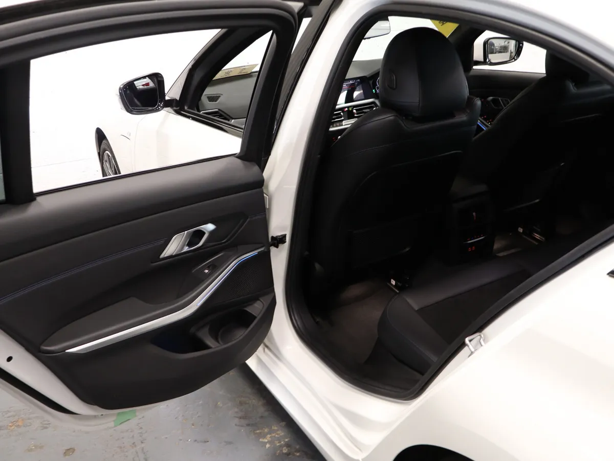 BMW 3-Series Saloon, Petrol Plug-in Hybrid, 2020, White