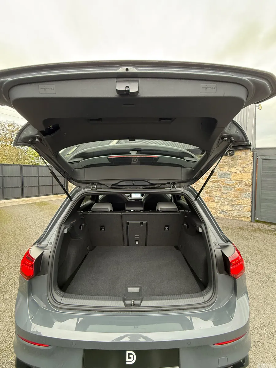 Volkswagen Golf Hatchback, Diesel, 2023, Grey