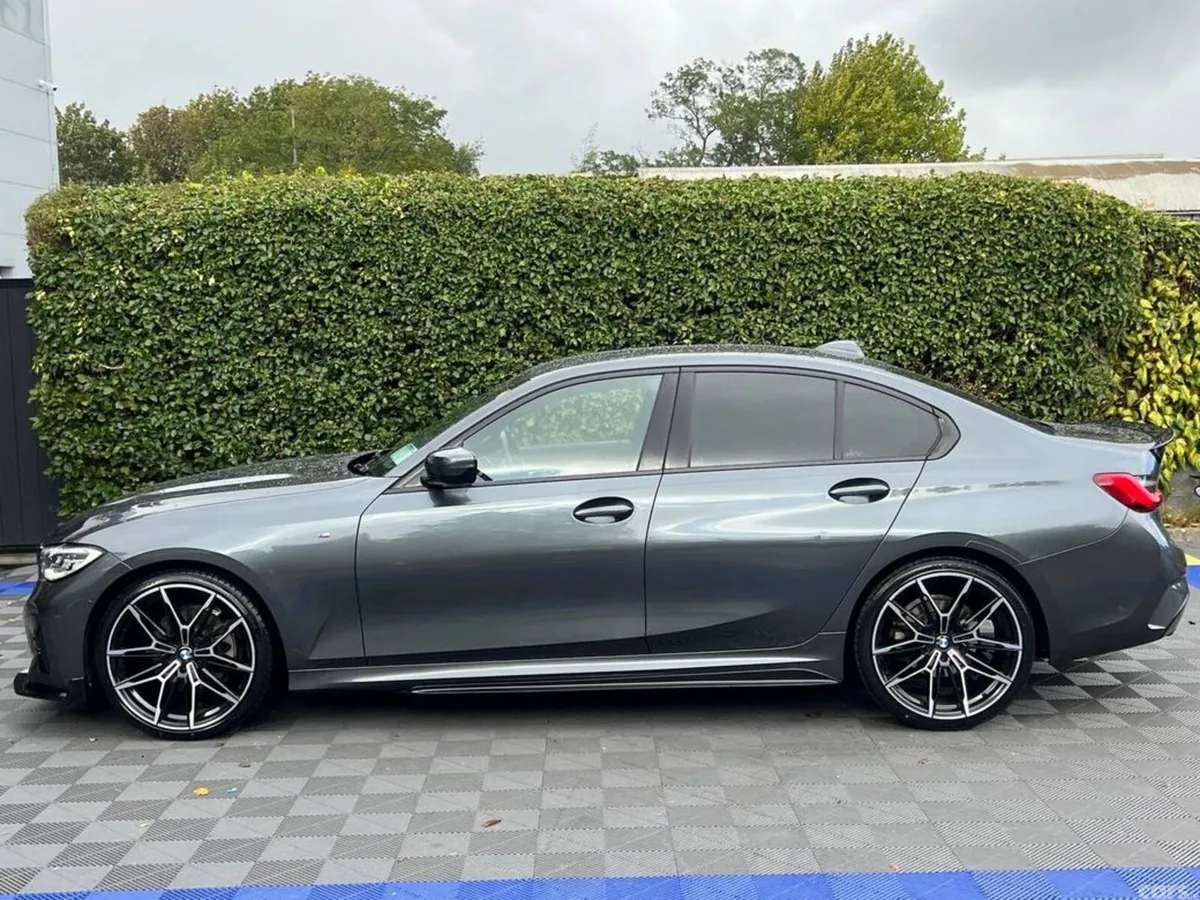 BMW 3-Series Saloon, Diesel, 2019, Grey
