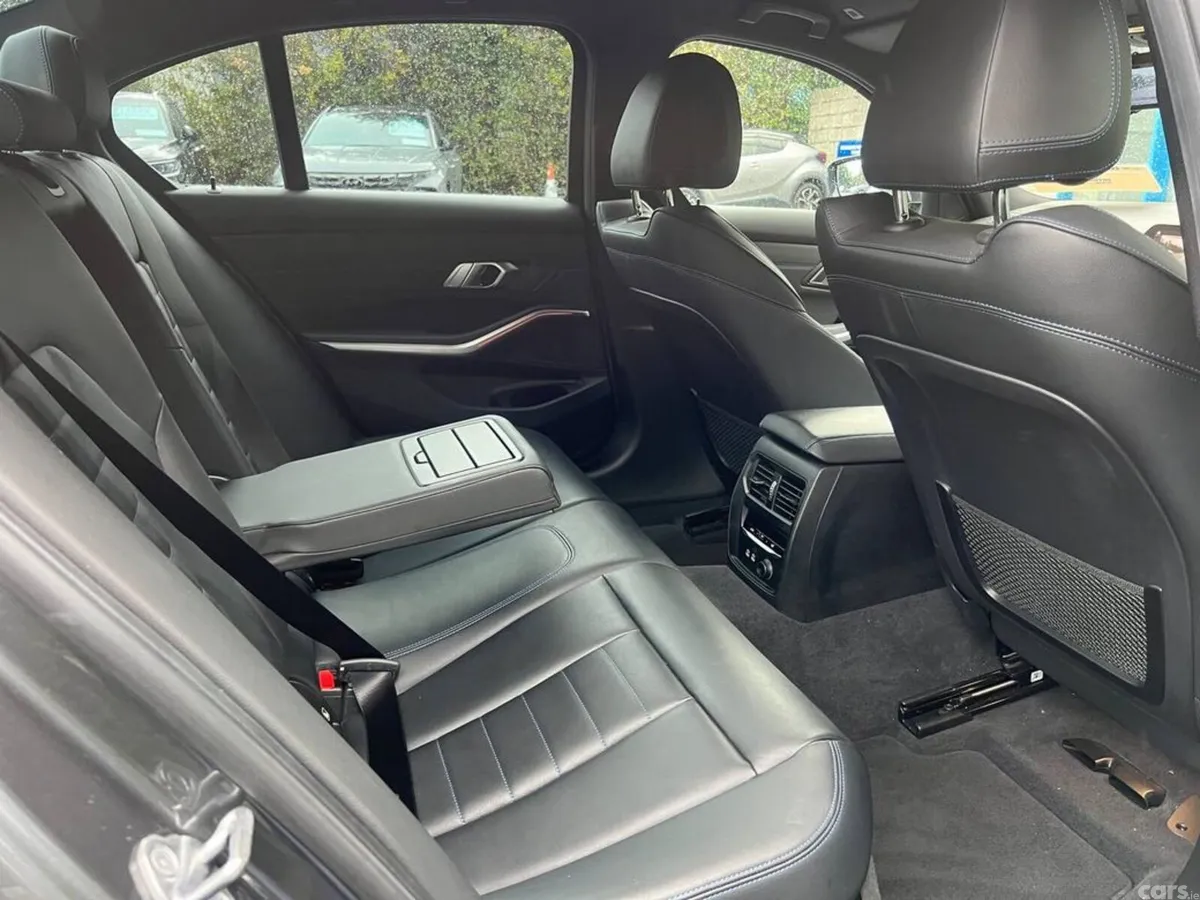 BMW 3-Series Saloon, Diesel, 2019, Grey