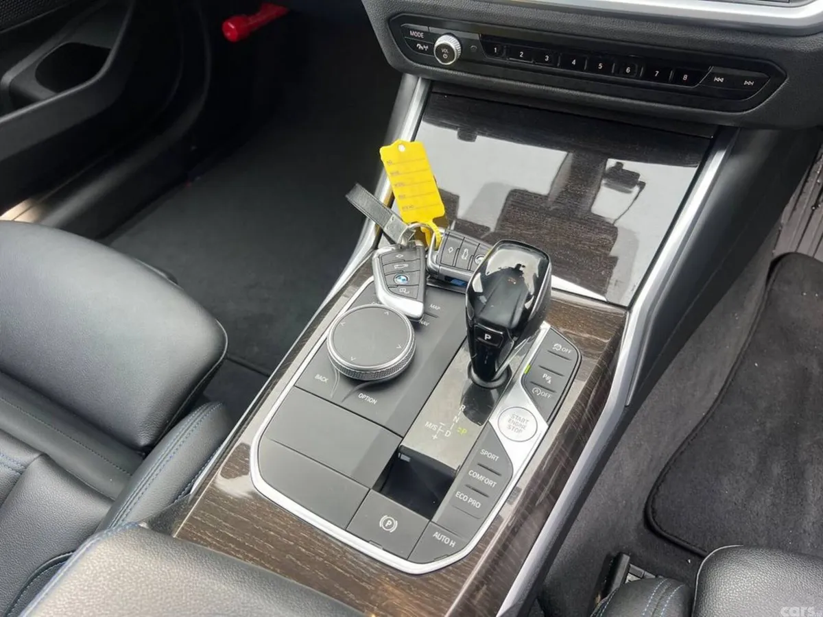 BMW 3-Series Saloon, Diesel, 2019, Grey