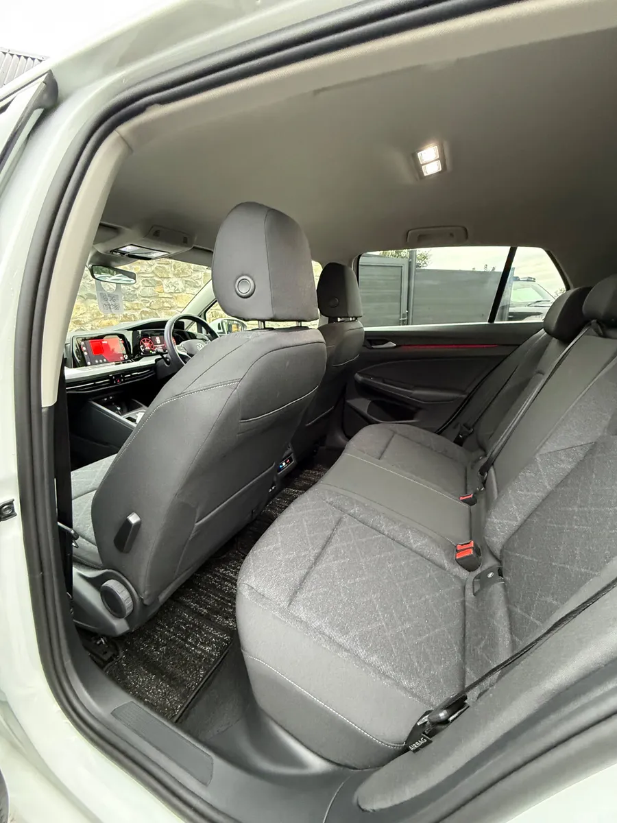 Volkswagen Golf Hatchback, Diesel, 2023, White