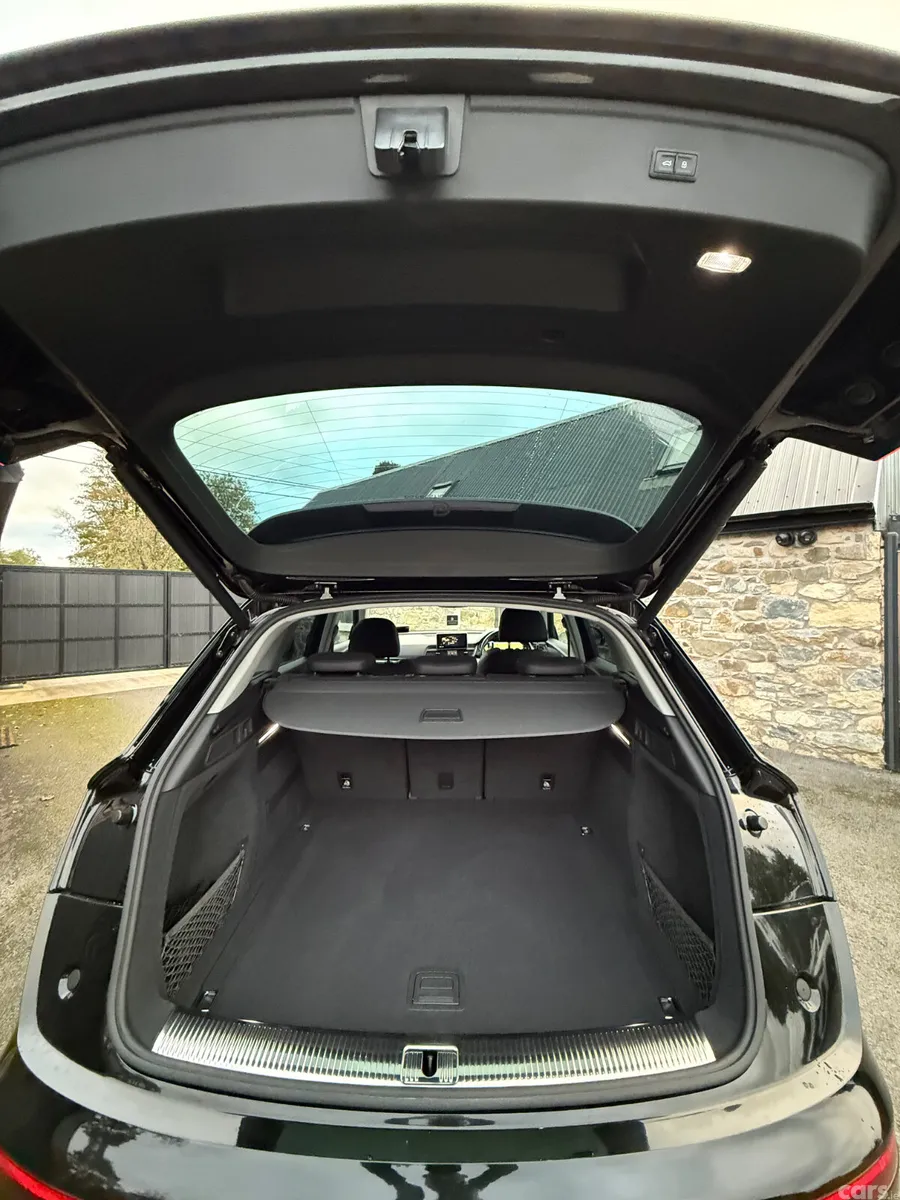 Audi Q5 Estate, Diesel, 2019, Black