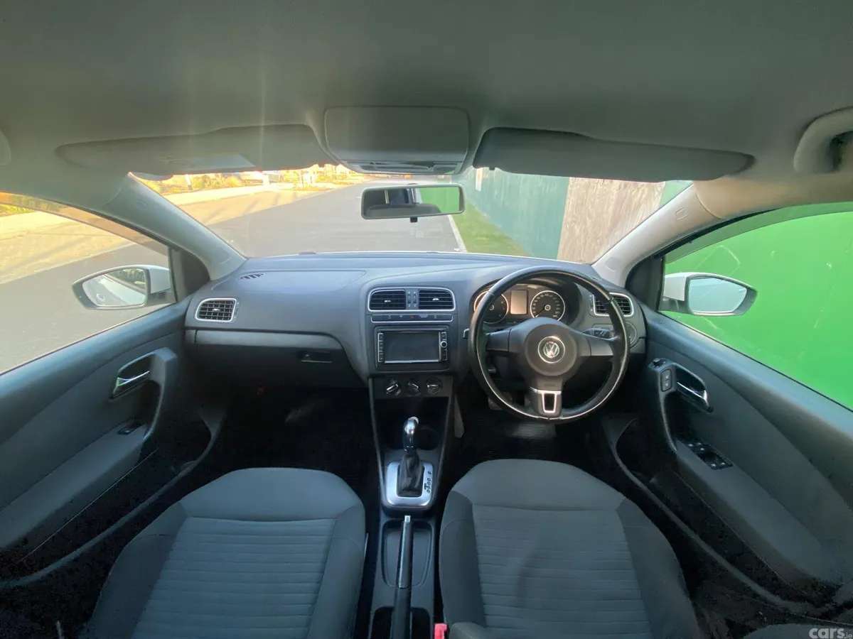 Volkswagen Polo Hatchback, Petrol, 2013, White