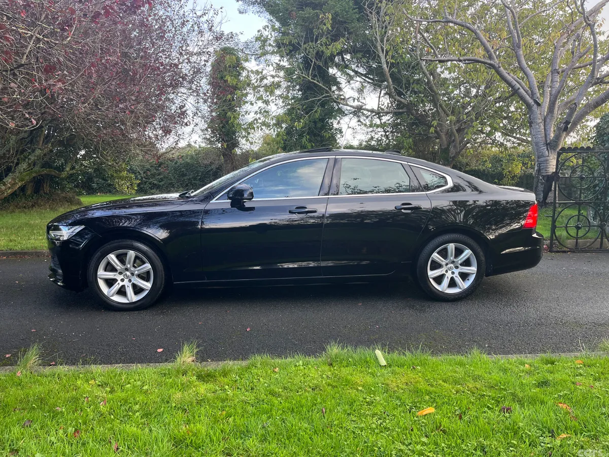 Volvo S90 Saloon, Diesel, 2017, Black