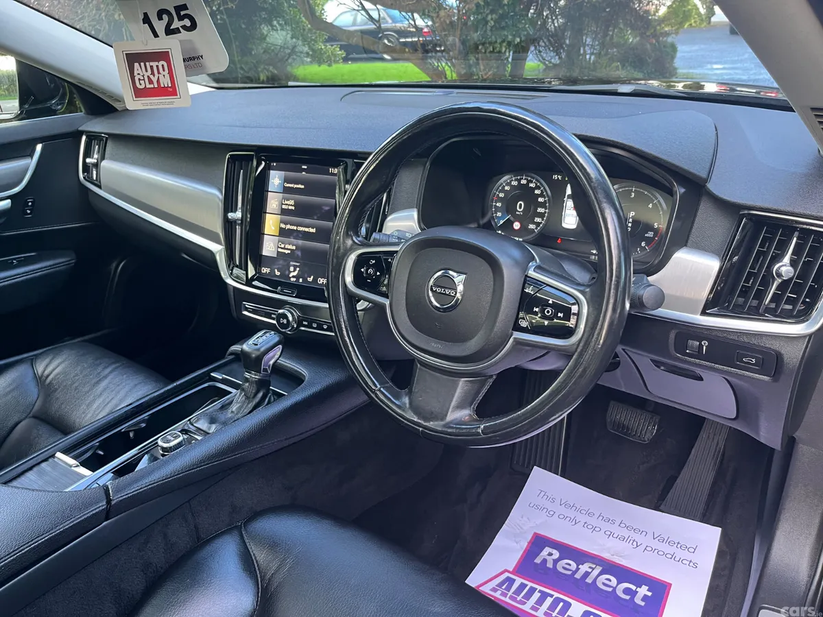 Volvo S90 Saloon, Diesel, 2017, Black