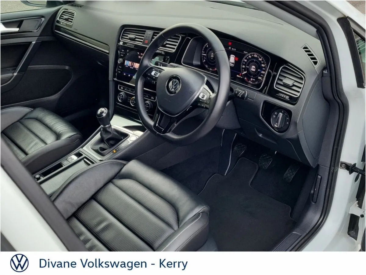 Volkswagen Golf Hatchback, Diesel, 2020, White