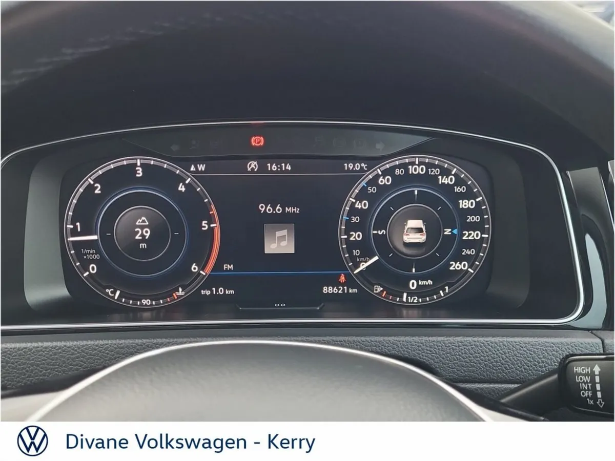 Volkswagen Golf Hatchback, Diesel, 2020, White